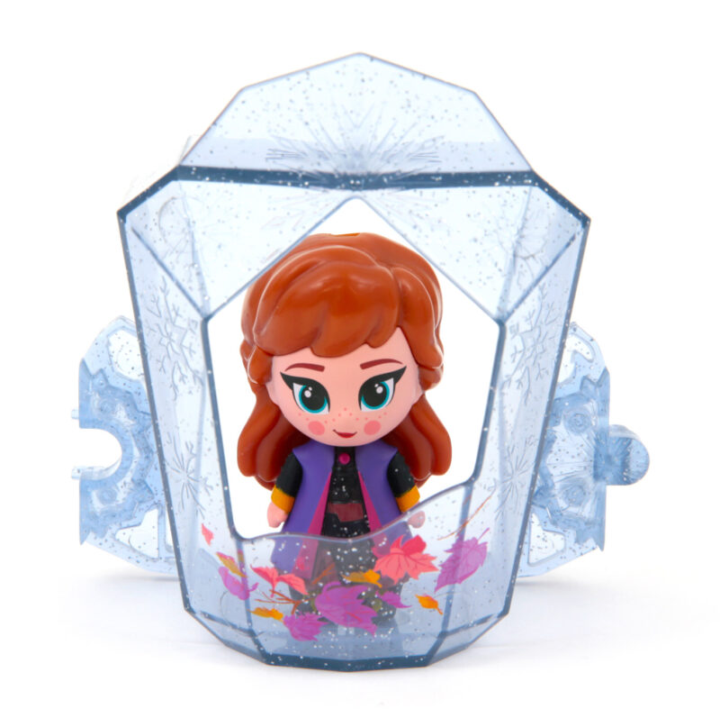 Disney hercegnők Jégvarázs 2: Suttogj és világít! Nokk mini baba kristályban - 5. Kép