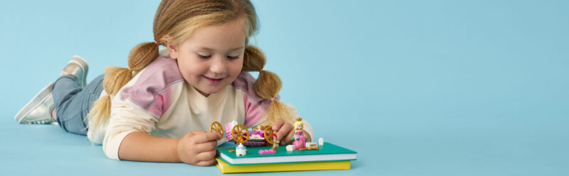 LEGO® Disney Princess: Csipkerózsika királyi hintója 43173 - 12. Kép
