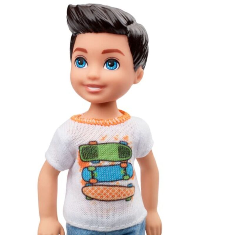 Barbie Chelsea Club: Fekete hajú fiú - 2. Kép