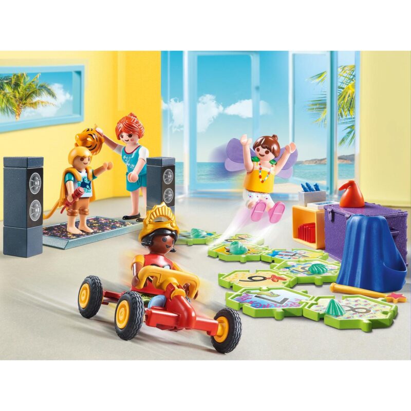 Playmobil: Gyermekklub 70440 - 2. Kép