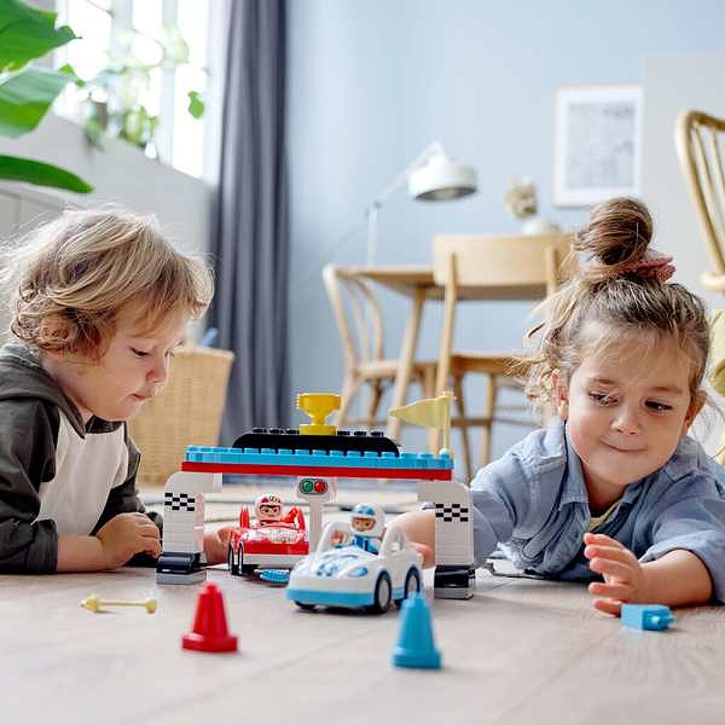 LEGO DUPLO Town: Versenyautók 10947 - 3. Kép