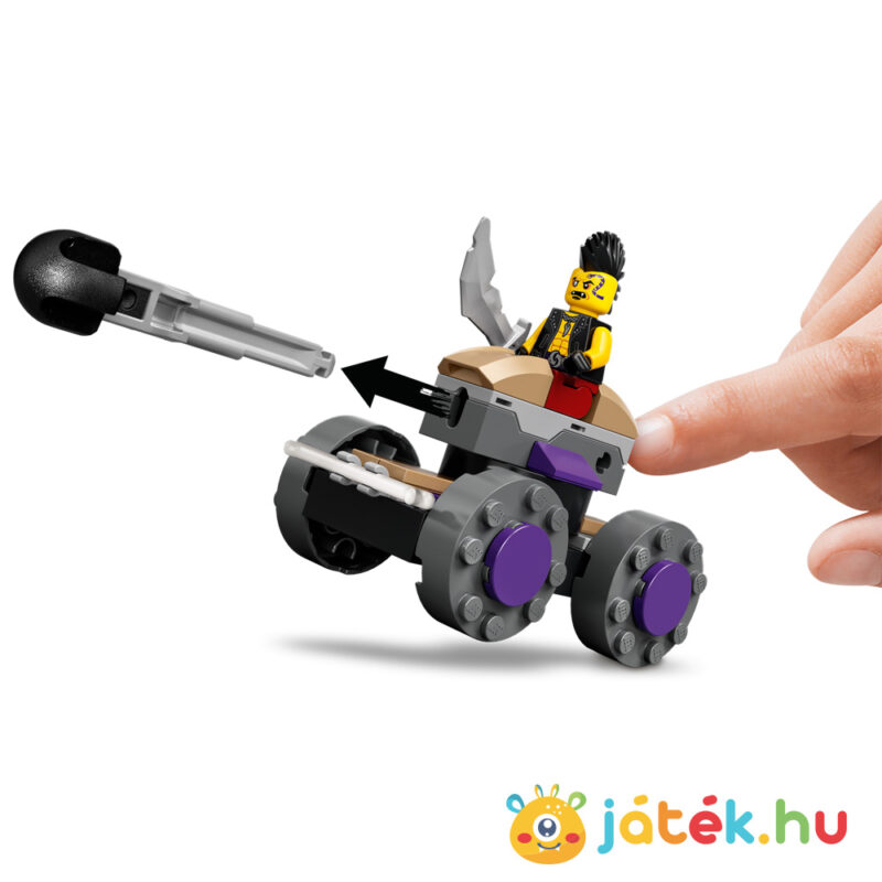 Lego Ninjago 71740: Jay Elektrorobot kilövés közben