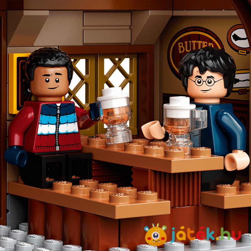 Lego Harry Potter 76388: Látogatás Roxmorts faluban, a kocsmában