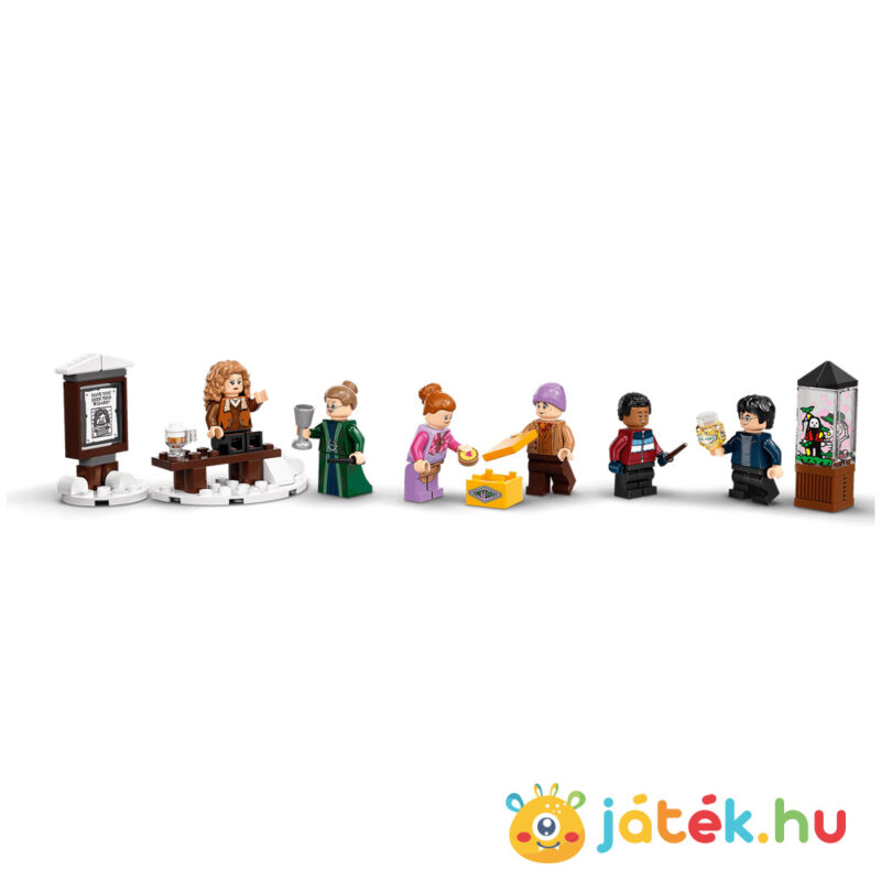 Lego Harry Potter 76388: Látogatás Roxmorts faluban, Lego figurákkal