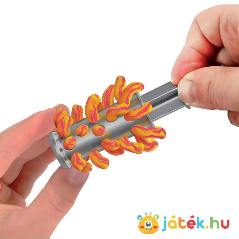 Play-Doh: Szörnyverda gyurma szett, formálás közben (Hasbro)