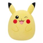Pokémon: Átölelhető párna alakú Pikachu plüss, 32 cm