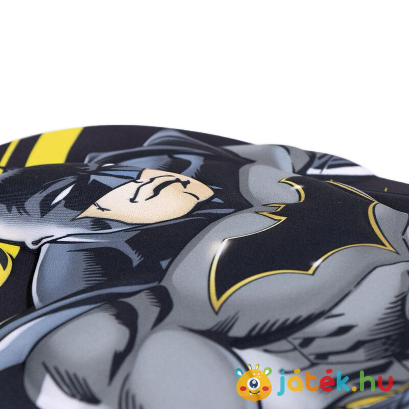 Batman: Ovis, kisiskolás hátizsák 3D hatású domború Batman mintával (31 cm) részlete