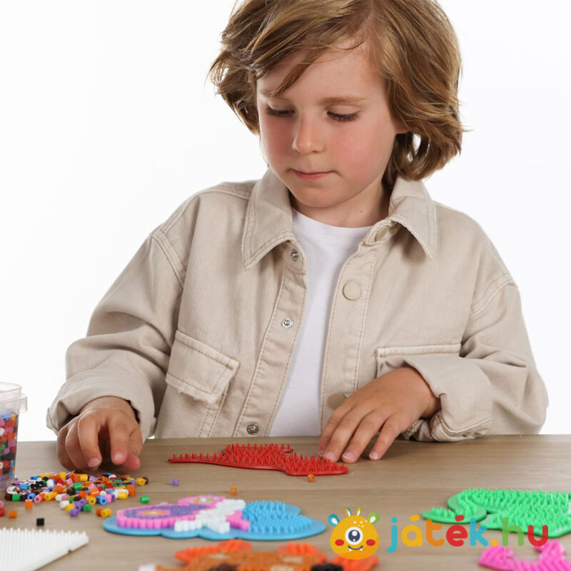 Vasalható gyöngy kreatív játék gyerekeknek, 3000 db vegyes színes (SES Creative)