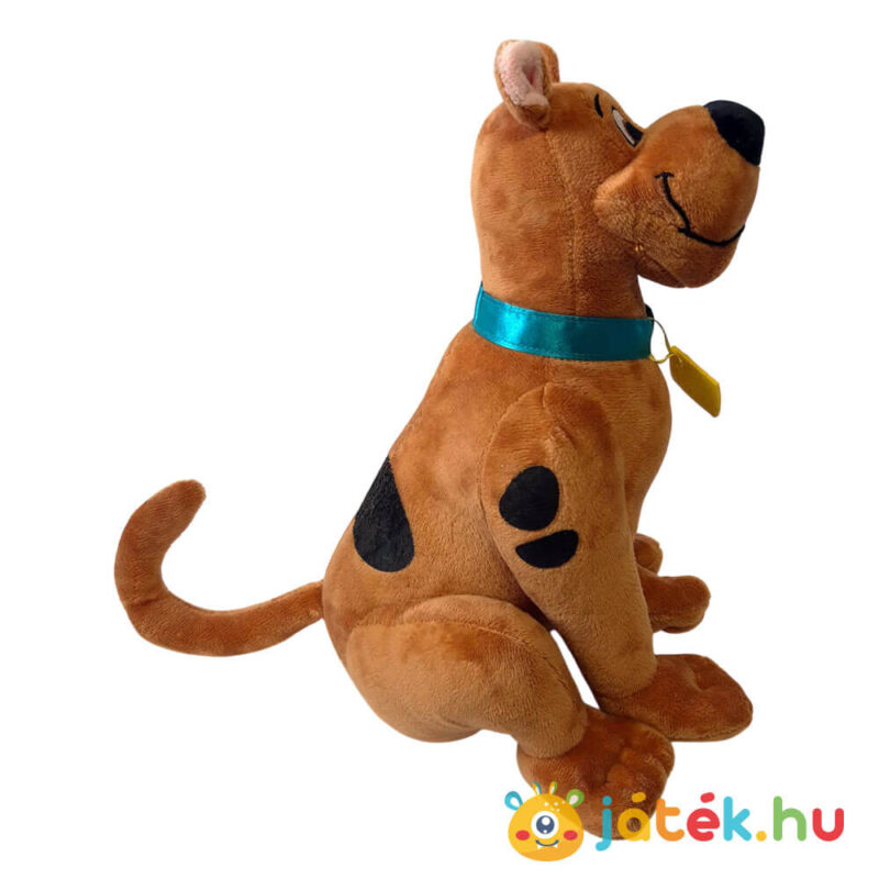 Scooby Doo: 28 cm-es Scooby Doo plüss kutya oldalról