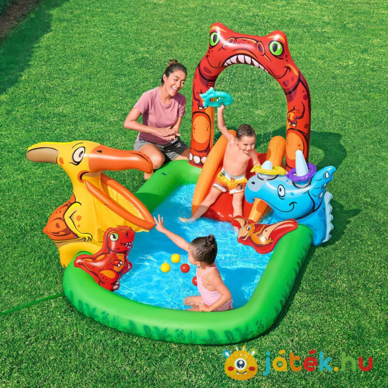 Jurassic Splash felfújható dinós vízi játéksziget pancsoló medence csúszdával, a kertben (241x140x137 cm, Bestway)