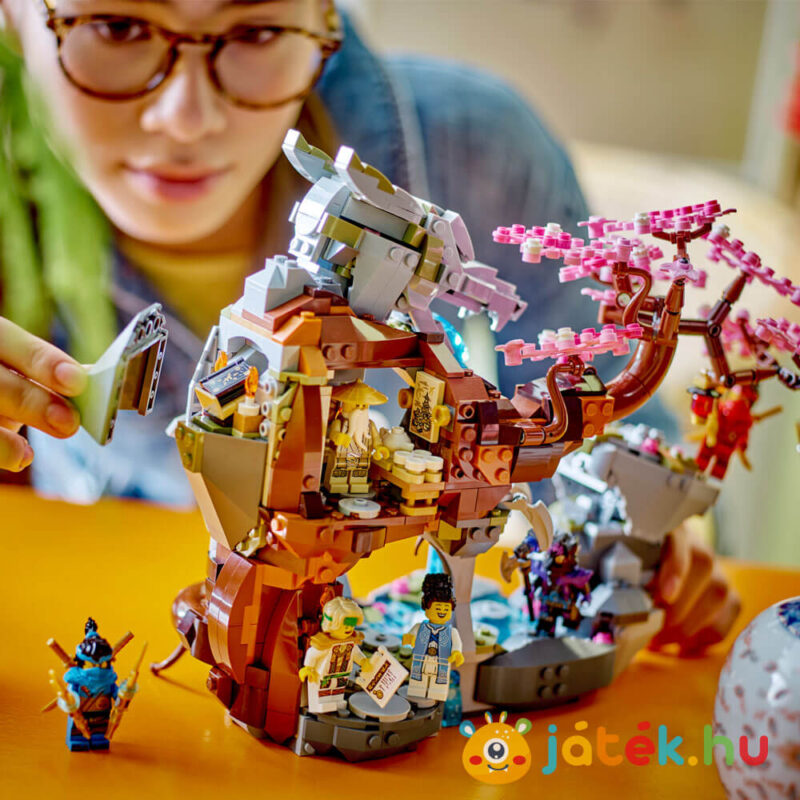 Lego Ninjago 71819: Sárkánykő Szentély, építés közben