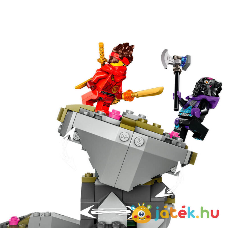 Lego Ninjago 71819: Sárkánykő Szentély, harc közben