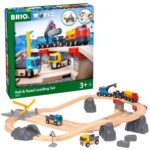 Vonat és építkezés szett, 32 db-os fajáték (BRIO)