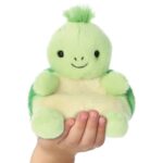 Tiny, a tenyérnyi, ülő plüss bébi teknős, 13 cm (Aurora, Palm Pals)